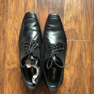 Men’s Lace Dress Shoes